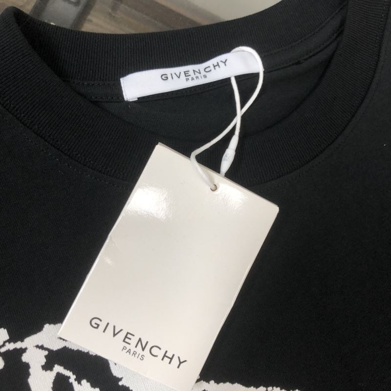 Givenchy T-Shirts